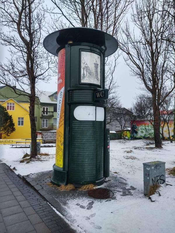 Automated public toilet in Reykjavík.