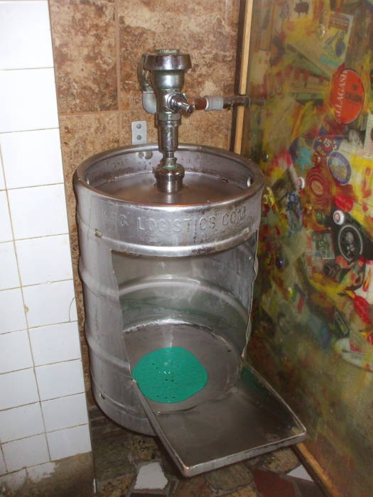 Urikeginal, a urinal built from a beer keg.