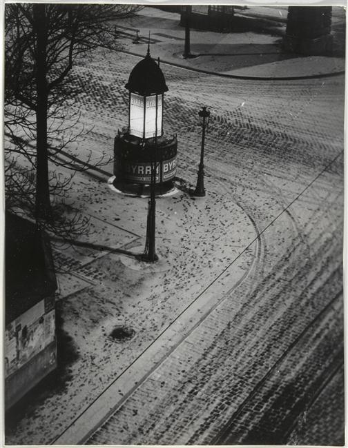 'Une Vespasienne, boulevard Auguste Blanqui', photographed around 1935 by Halasz Gyula, (1899-1984)